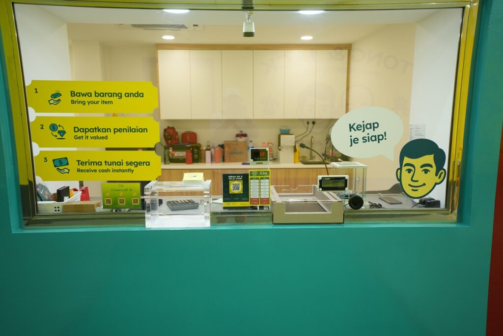 Tong Jack Pawn Brothers 2 1